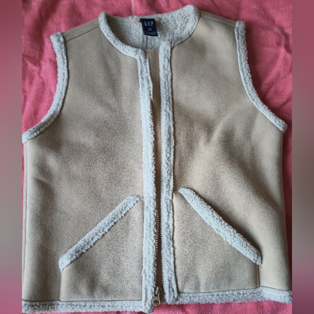 GAP fleece vest